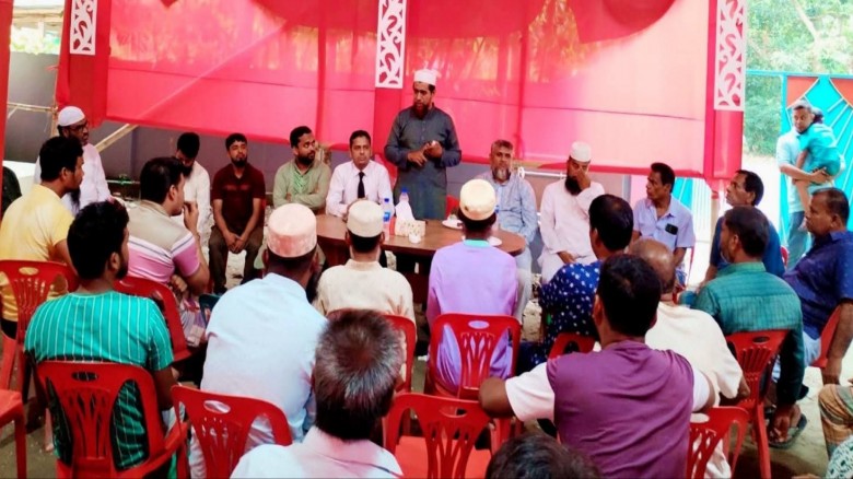 হিন্দু সম্প্রদায়ের সঙ্গে পেরুল দক্ষিণ ইউনিয়ন জামায়াত নেতৃবৃন্দের সৌজন্য সাক্ষাৎ।