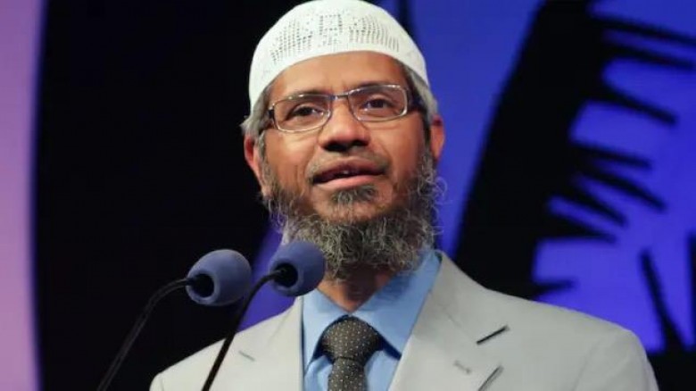 ড. জাকির নায়েক।